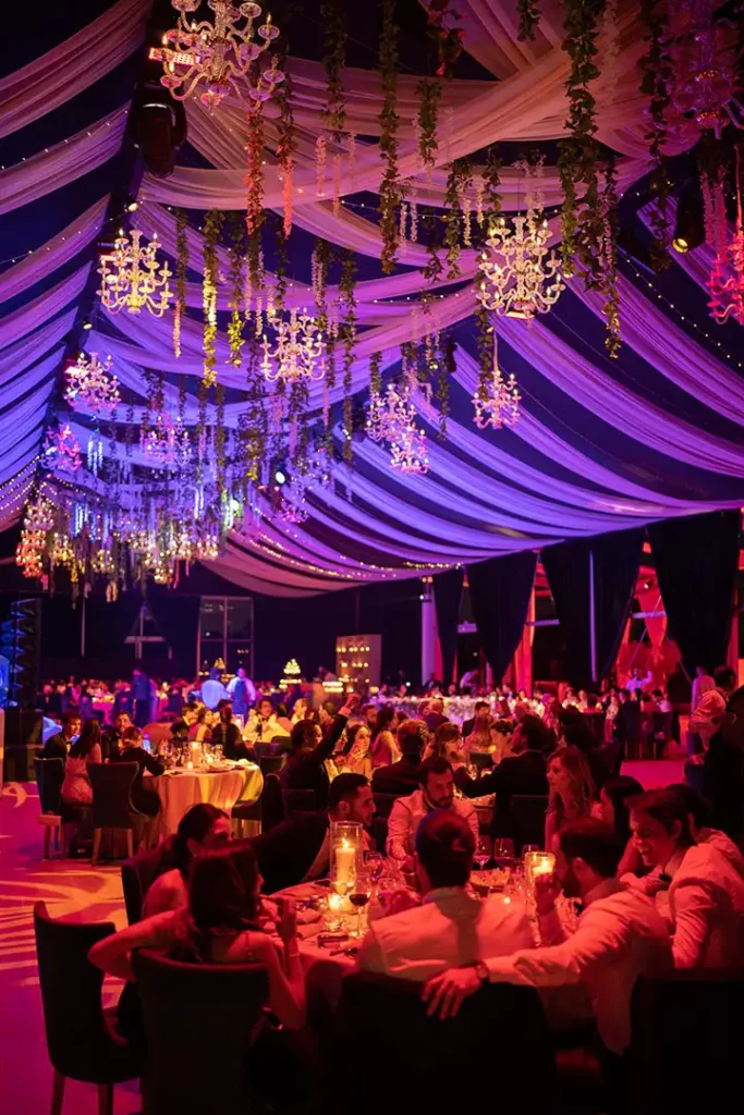 plafond décoré mariage maev marrakech